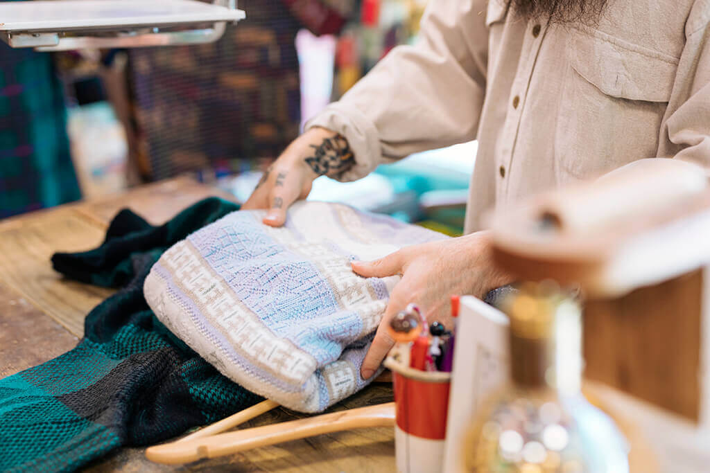 The Smart Way to Pack Clothes for a Move